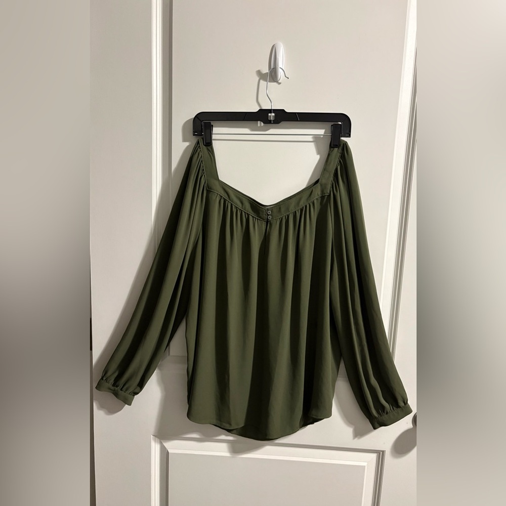 LOFT Sage Green Women's Blouse
